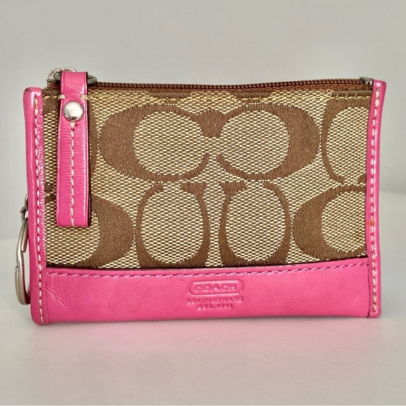 Coach Monogram Pink Leather Cardholder - Picture 1 of 10